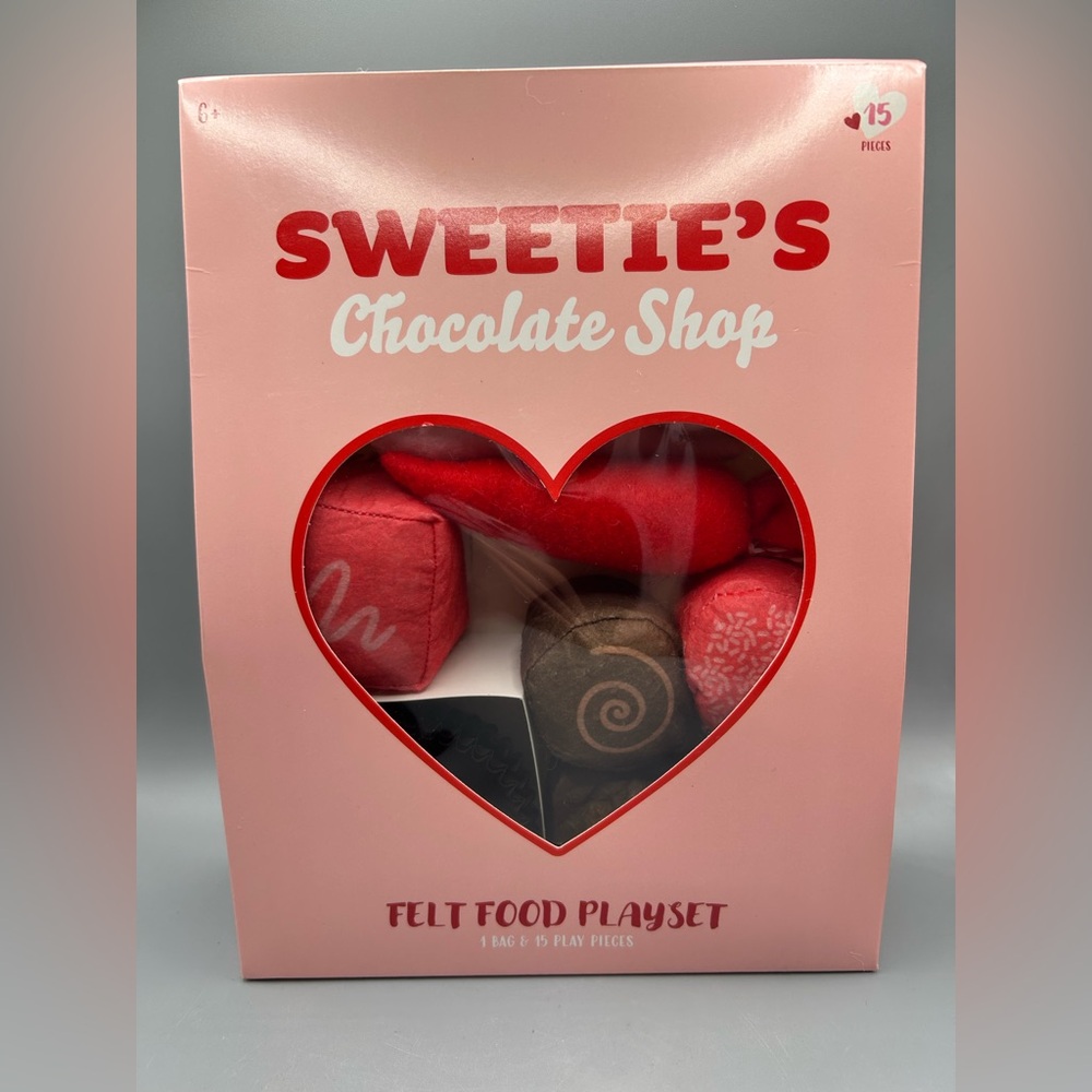 Target Bullseye Playground Sweeties Chocolate Shop 15pc Felt Food Chocolate Set
